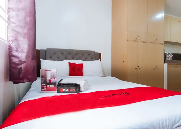 Hotel Reddoorz Near Robinsons Place